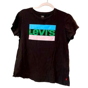 LEVI TEE SHIRT